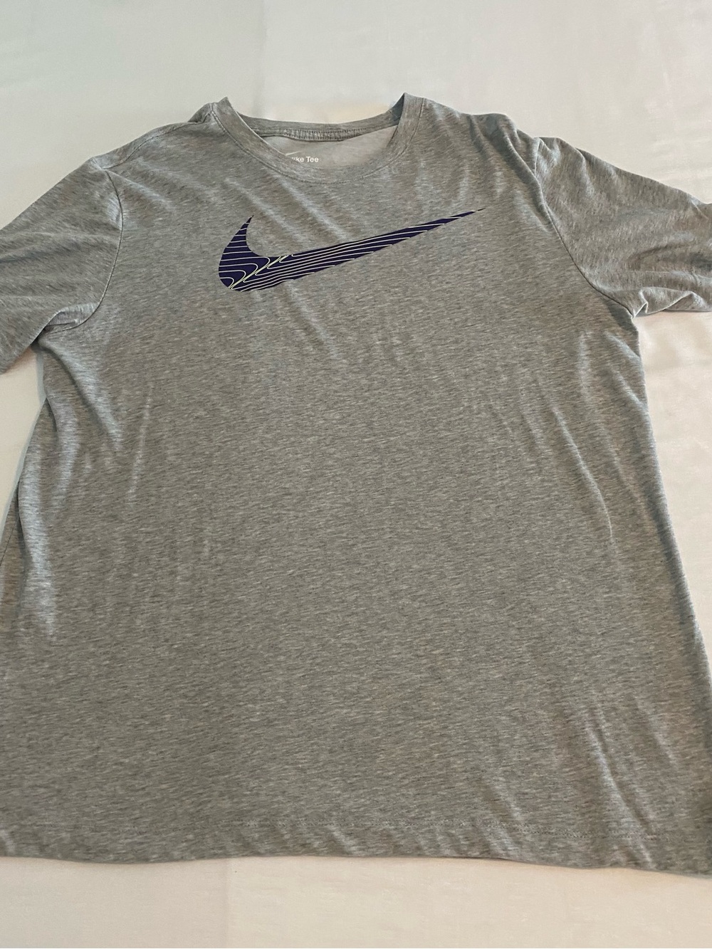 Nike Men’s Grey Logo Short-Sleeve T-Shirt
